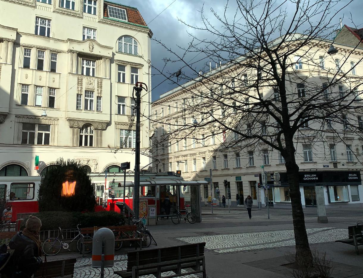 Siebensternplatz, Vienna